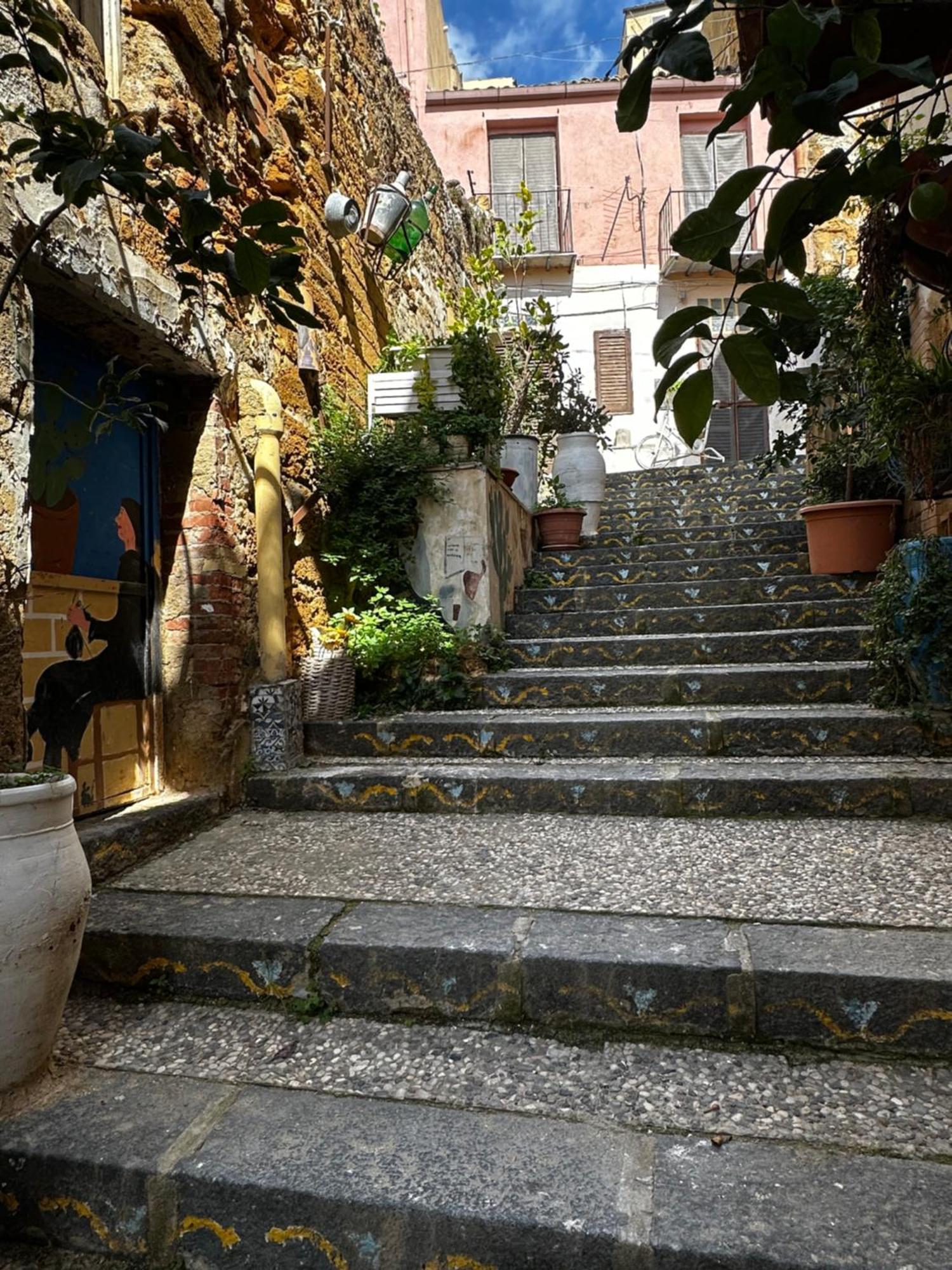 O Munti Rooms Agrigento Eksteriør bilde