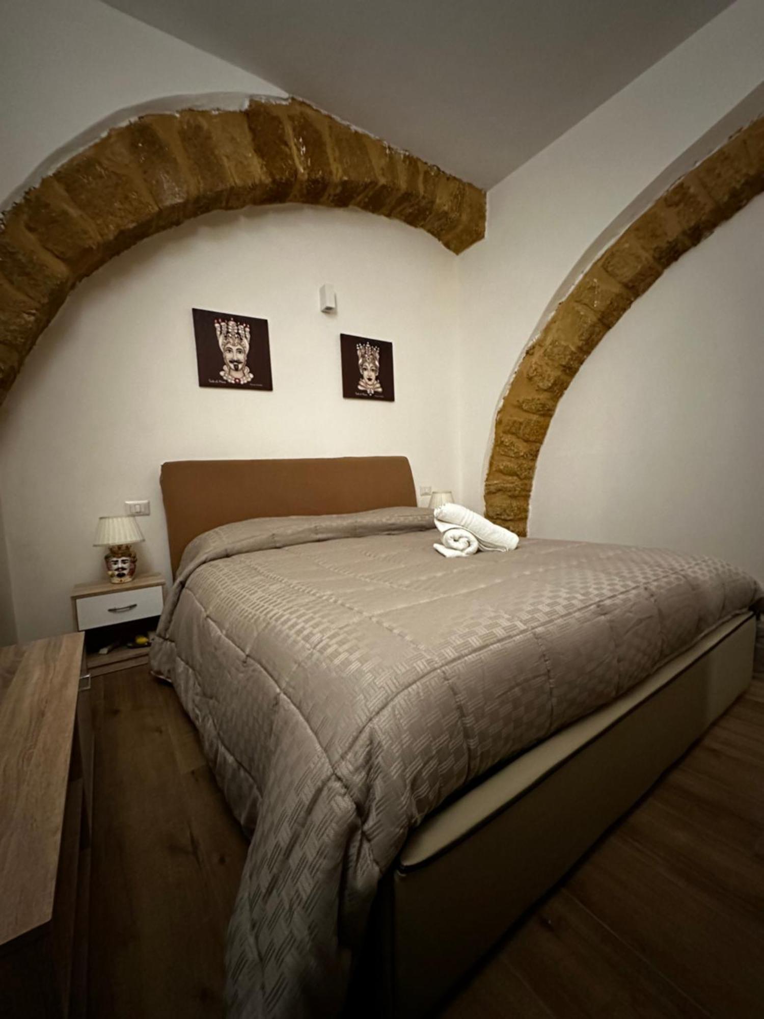 O Munti Rooms Agrigento Eksteriør bilde