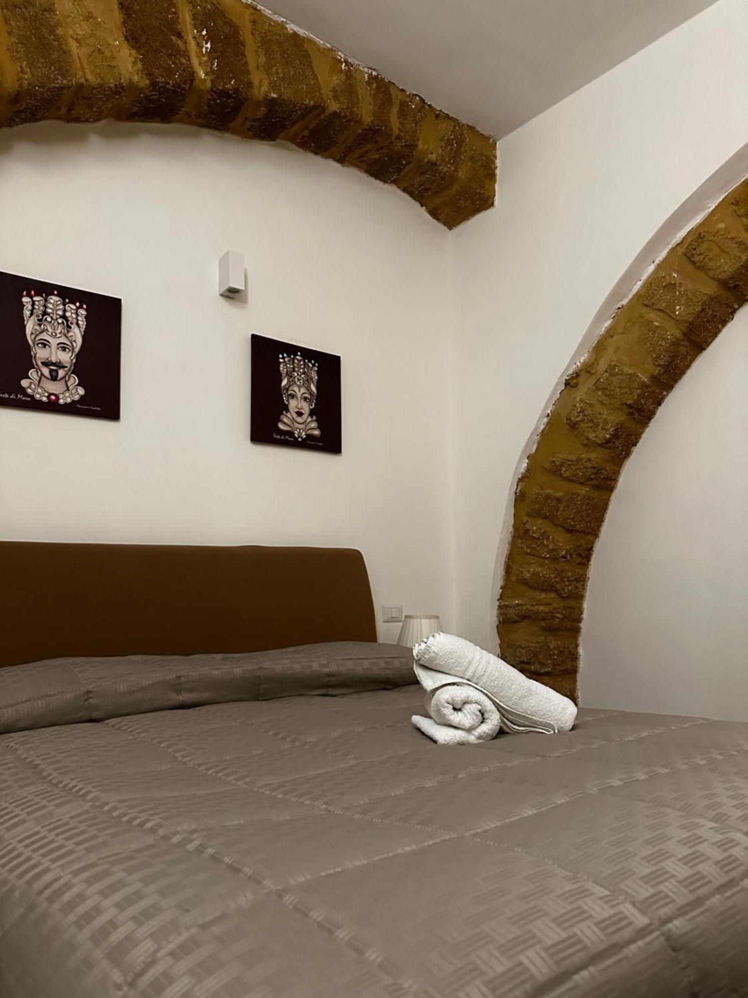 O Munti Rooms Agrigento Eksteriør bilde