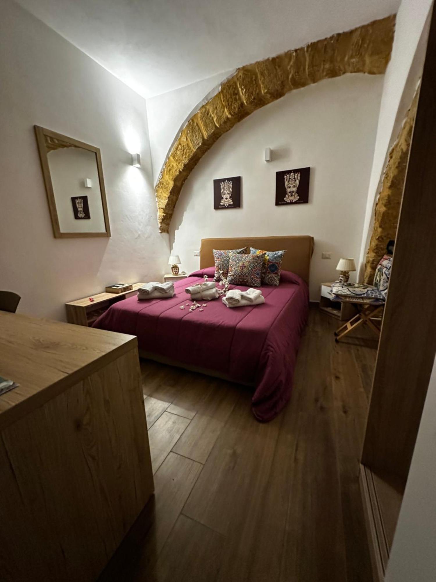 O Munti Rooms Agrigento Eksteriør bilde
